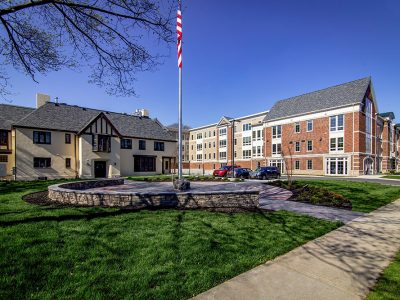 933-University-5e